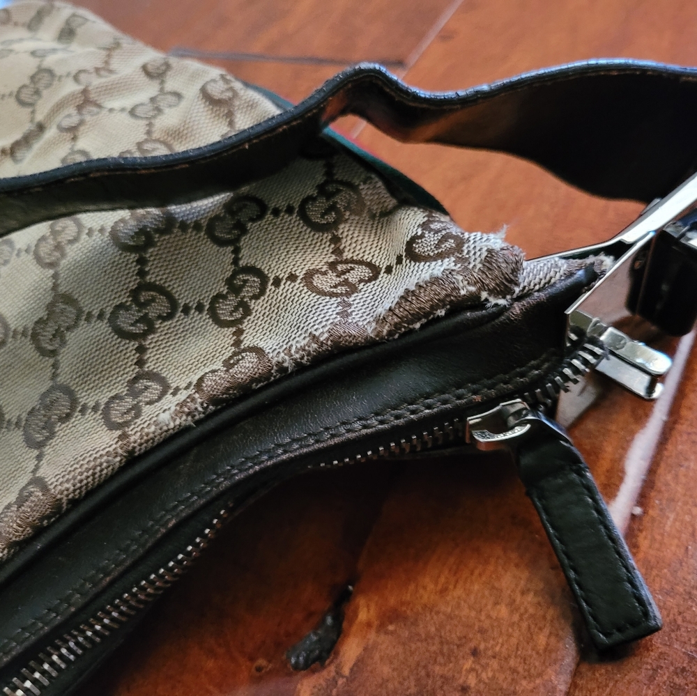 Designer GUCCI Handbag - Picture 4 of 16